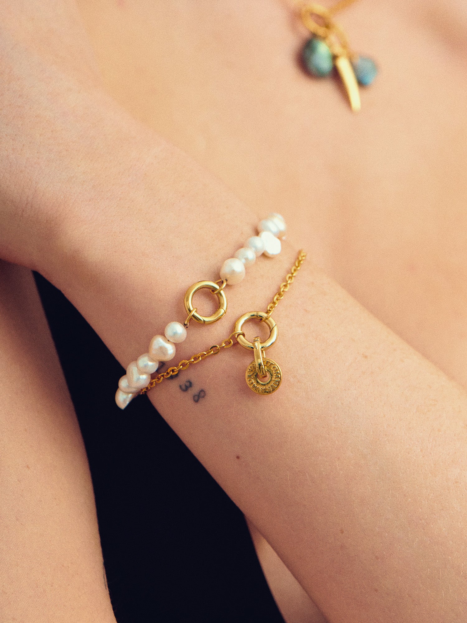 Amor Vincit Omnia Gold Disc Charm on Gold Bracelet - 18ct Gold Vermeil - Heyrlome Jewellery