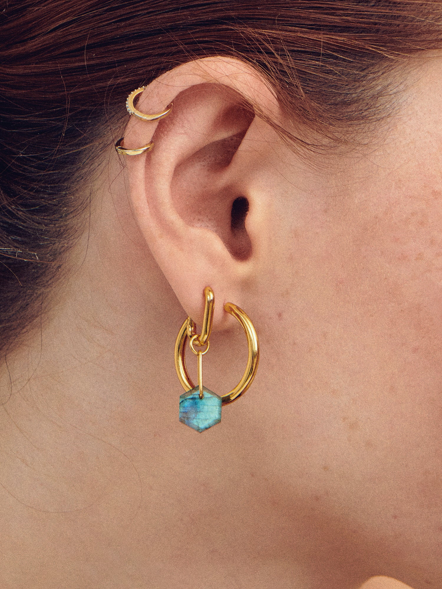 Drop Harmony Gold Single Earring